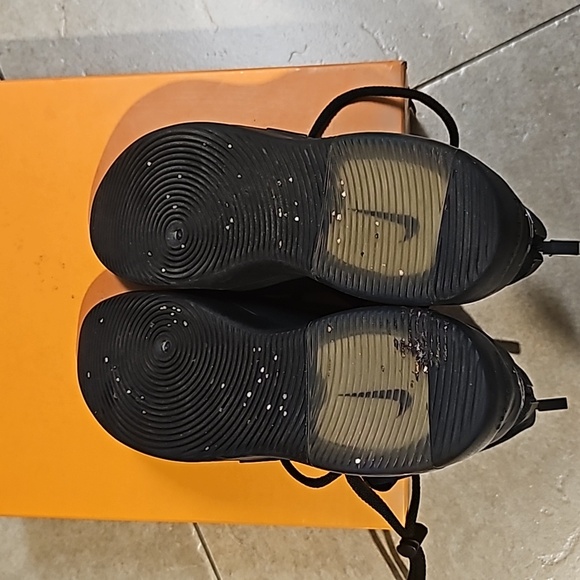 Nike Air Fear of God 1 - Picture 7 of 11